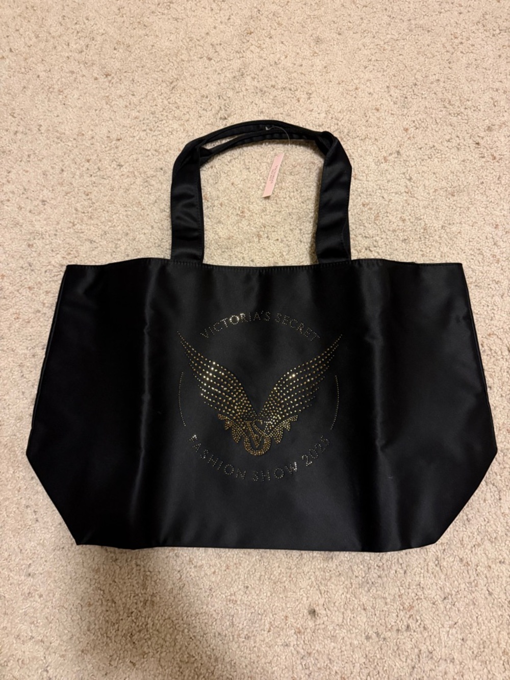 NWT LTD Edition Victoria's Secret Fashion Show 2025 with Black Tote w/Gold Wings